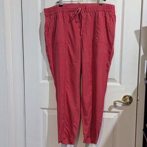 Pink cropped pants from Old Navy Large Soft Fabric